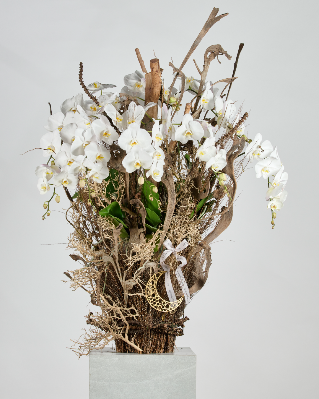 Woven Bloom Ramadan flowers for gifting Dubai Abu Dhabi Sharjah UAE