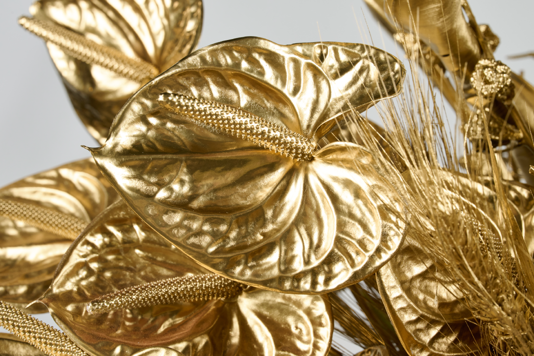 Desert Light gold Anthurium wheat detail luminous Ramadan centerpiece Dubai hotels