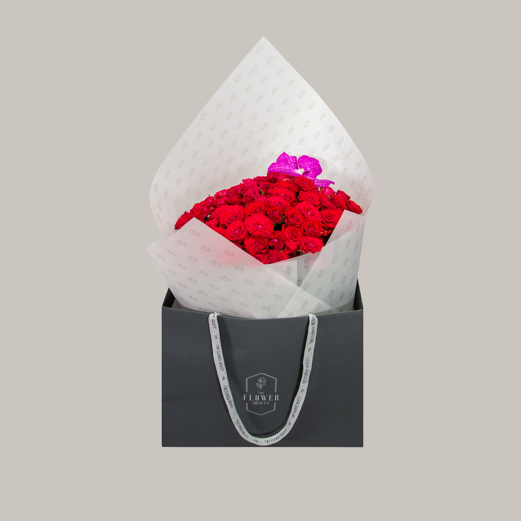 SPRAY RED ROSE BOUQUET